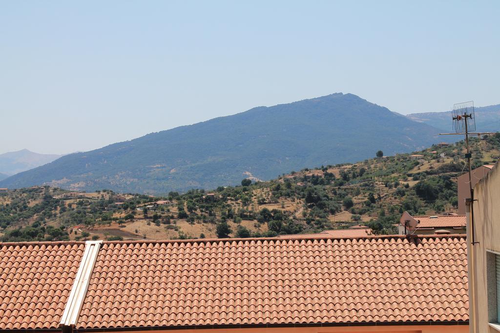 Hotel Paradiso Delle Madonie Castelbuono  Exterior foto